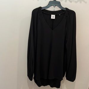 CAbi top. Size xsmall.